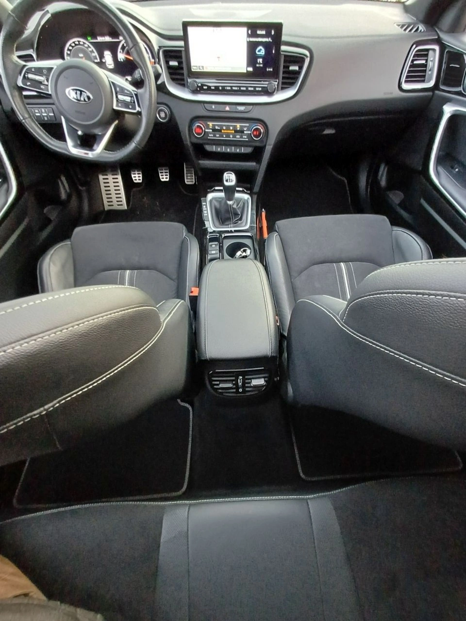 Kia Pro Cee'd - Zdjęcie 21