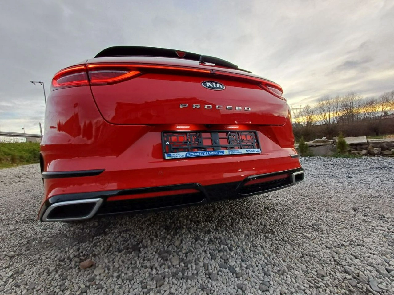 Kia Pro Cee'd - Zdjęcie 23