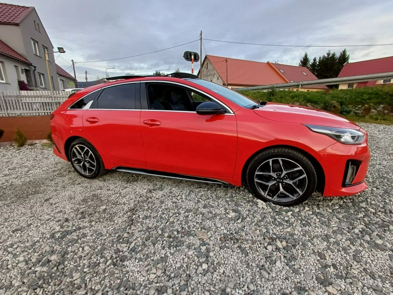 Kia Pro Cee'd - Zdjęcie 8