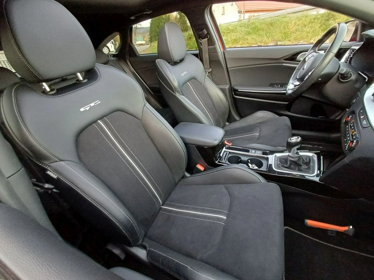 Kia Pro Cee'd - Zdjęcie 8