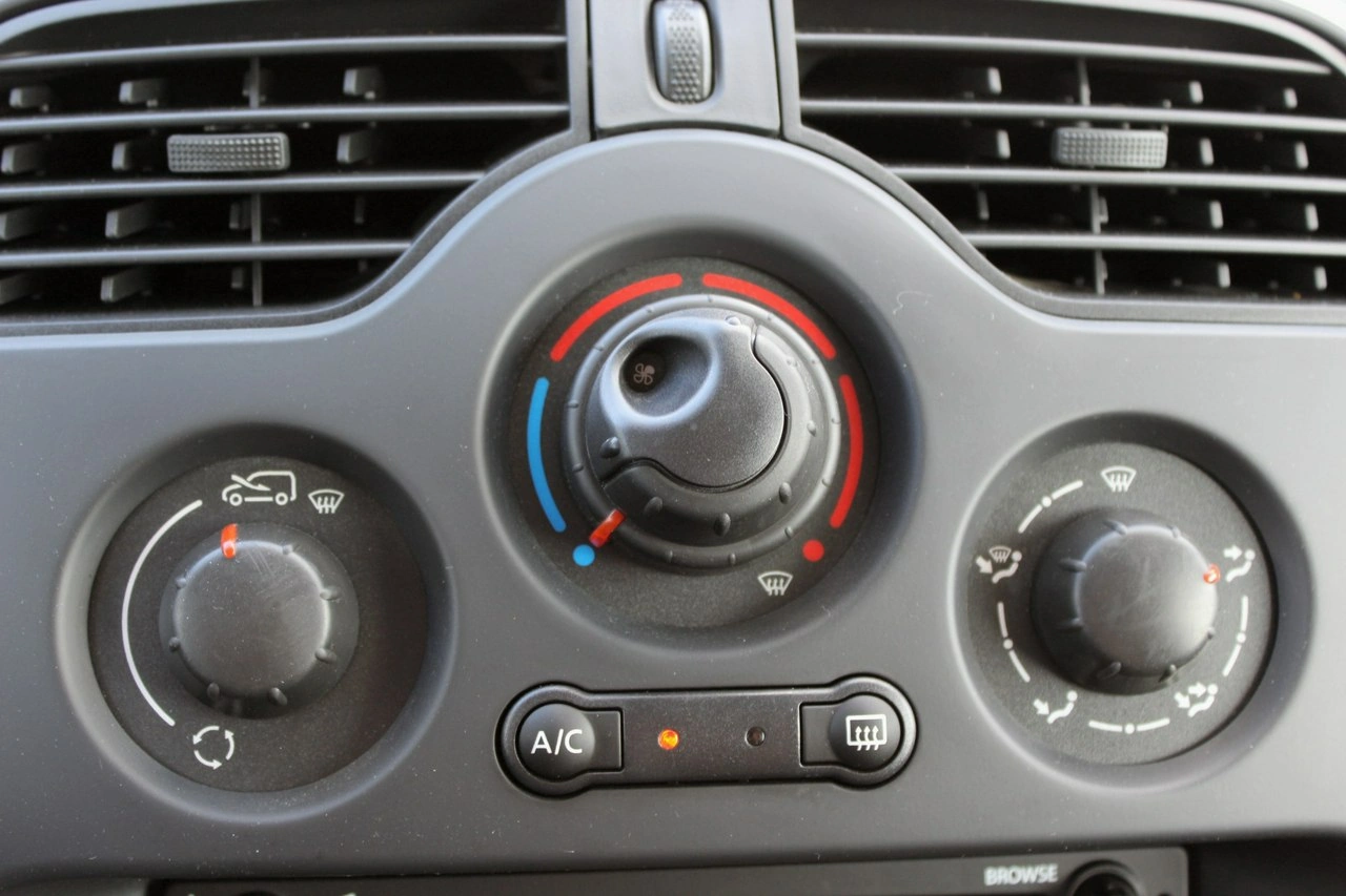 Renault Kangoo - Zdjęcie 17