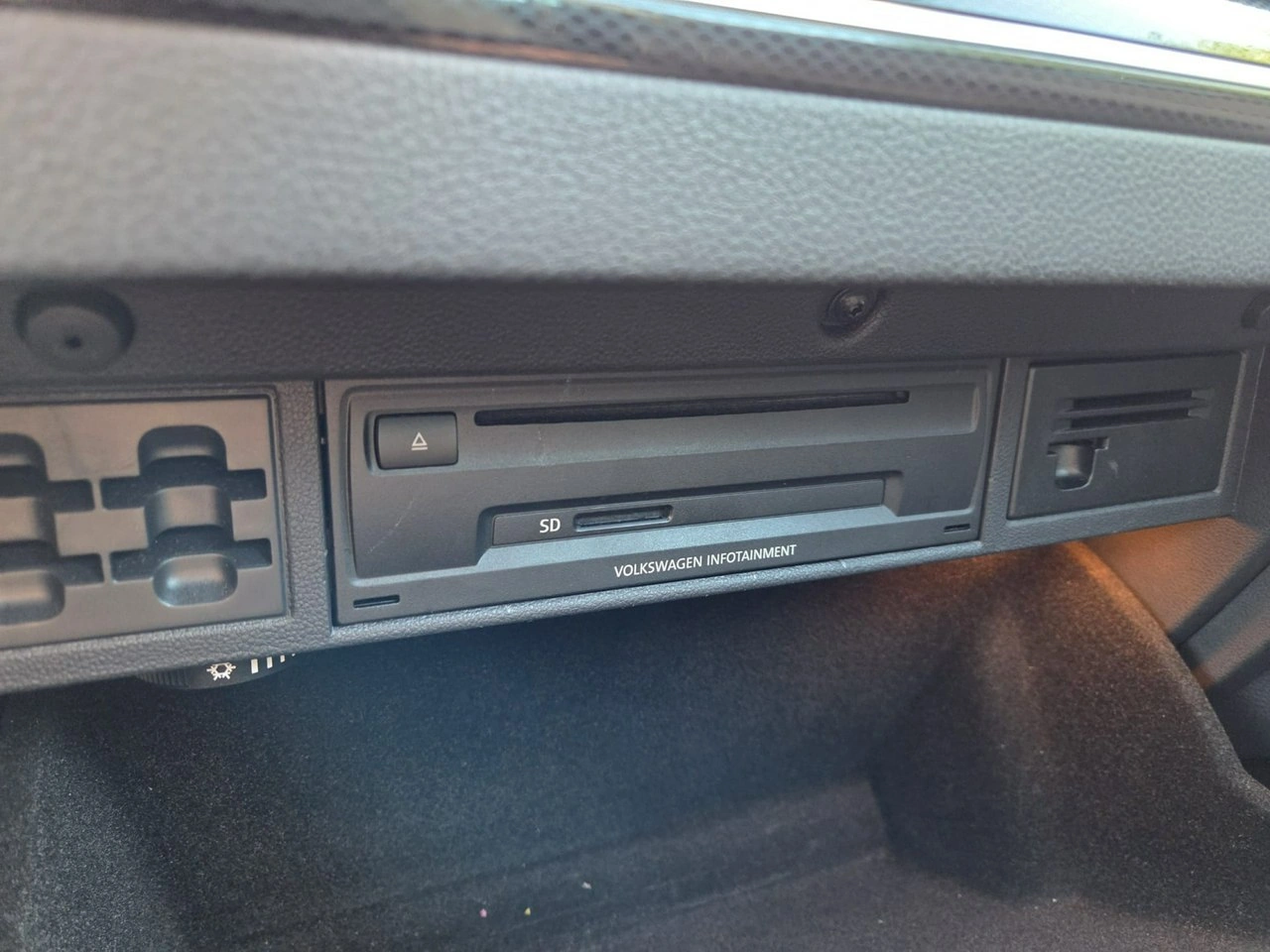 Volkswagen Golf - Zdjęcie 22