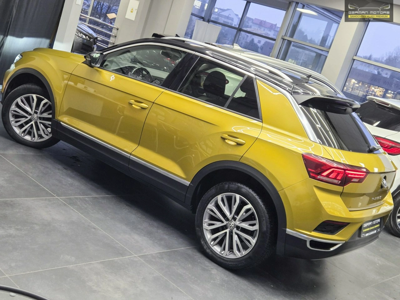 Volkswagen T-Roc - Zdjęcie 11