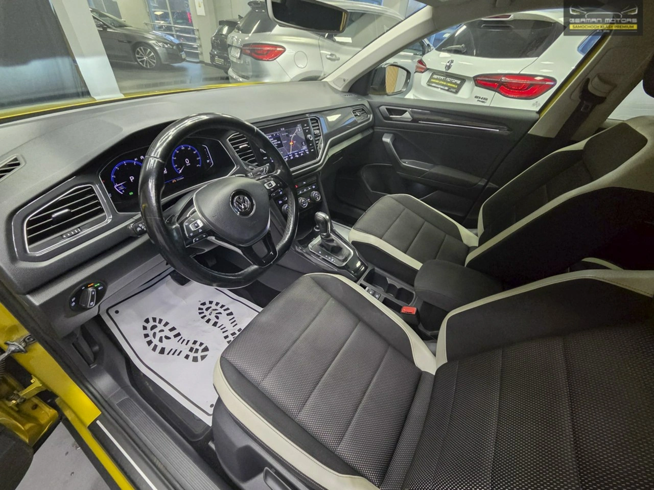 Volkswagen T-Roc - Zdjęcie 18