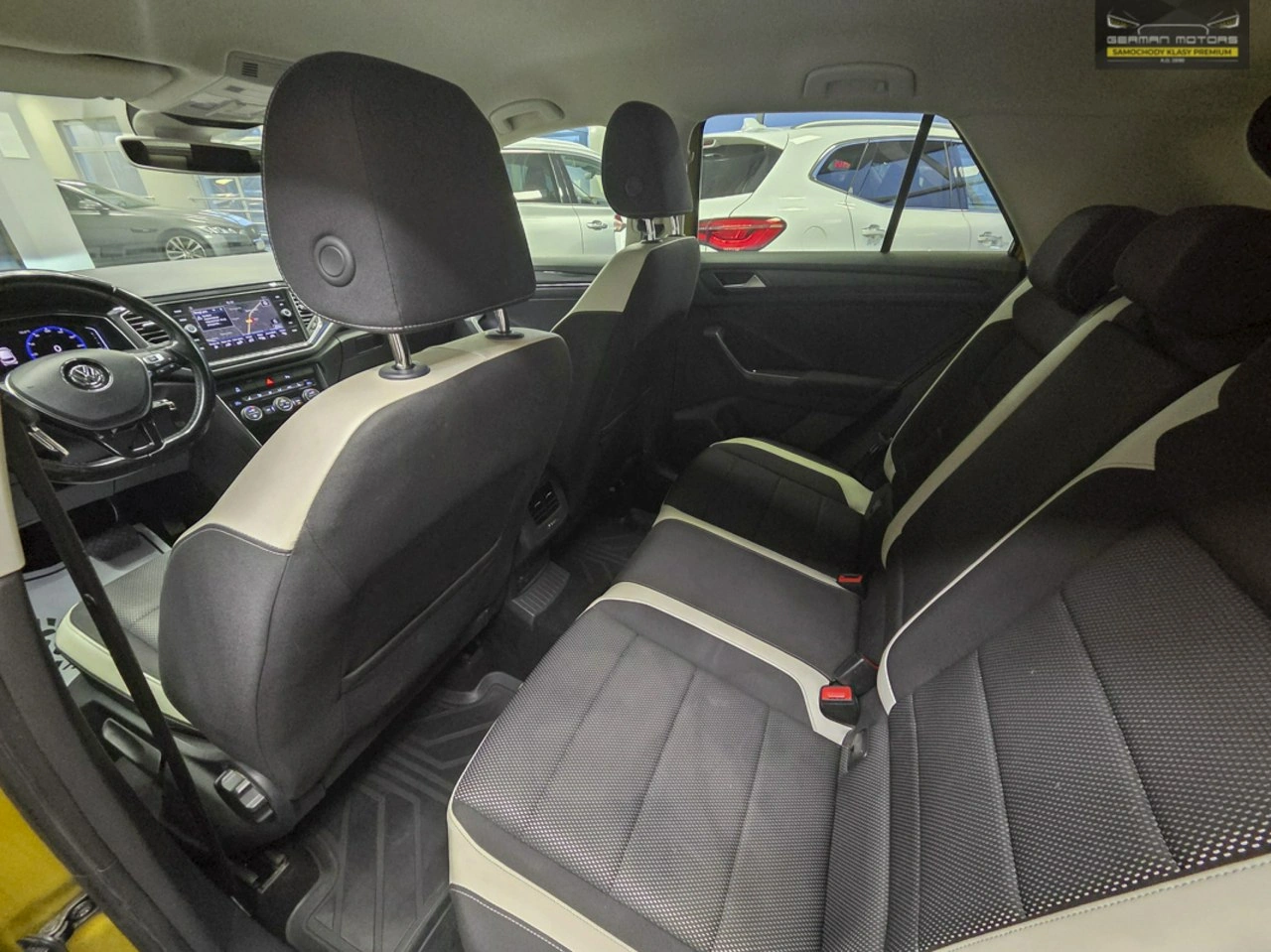 Volkswagen T-Roc - Zdjęcie 21