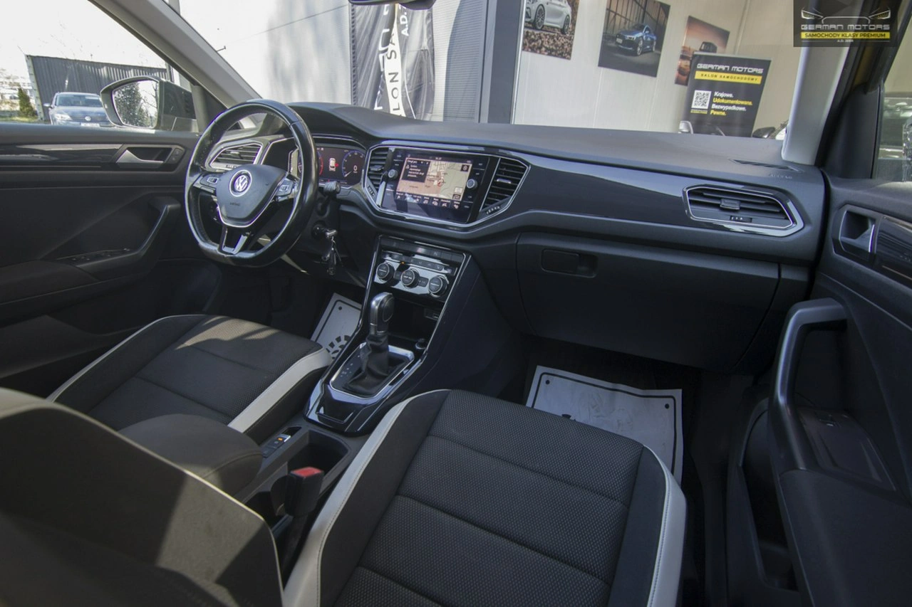 Volkswagen T-Roc - Zdjęcie 23