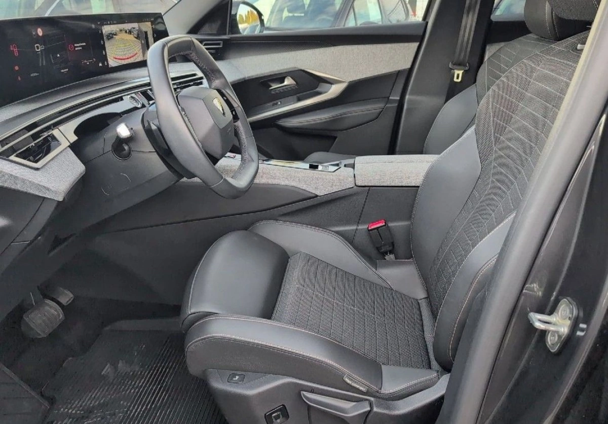 Peugeot 3008 - Zdjęcie 9