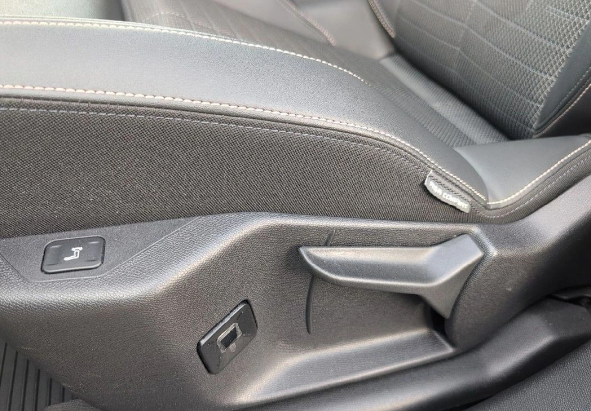 Peugeot 3008 - Zdjęcie 13