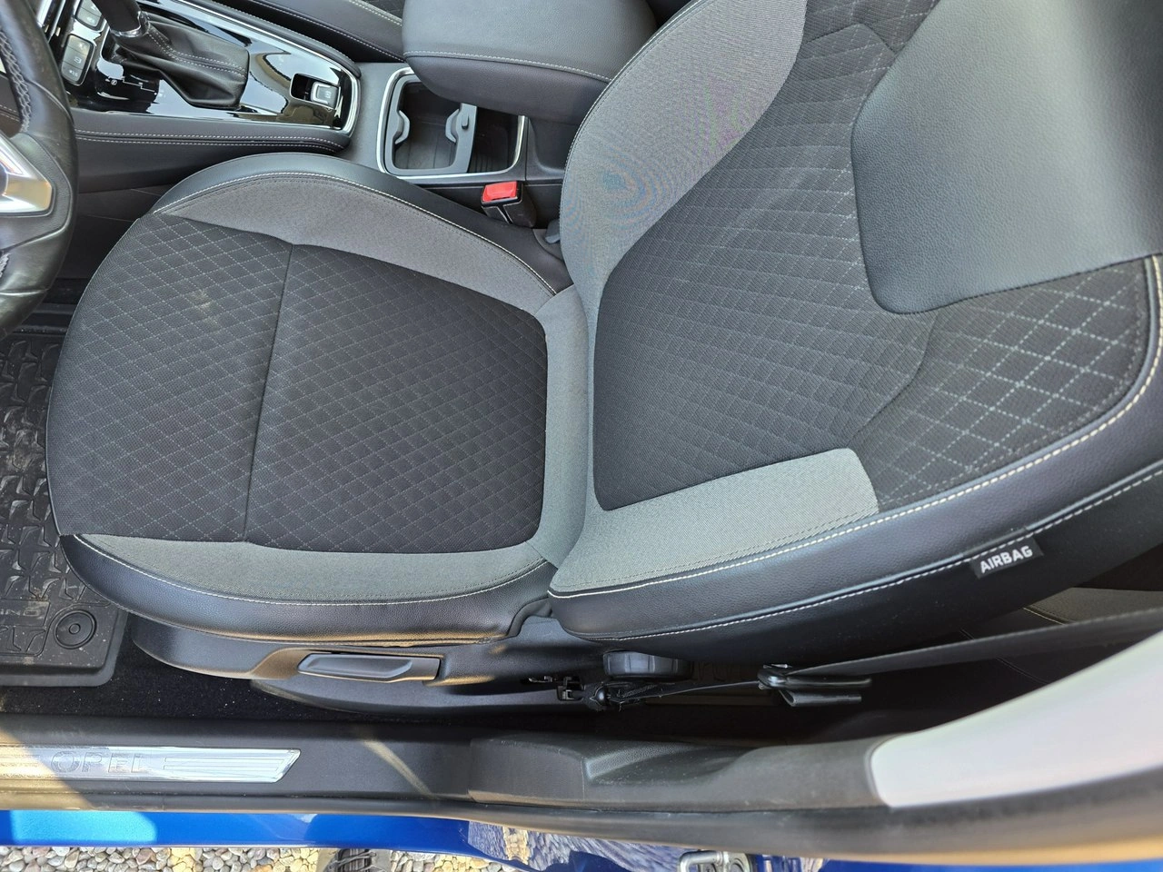 Opel Grandland X - Zdjęcie 13