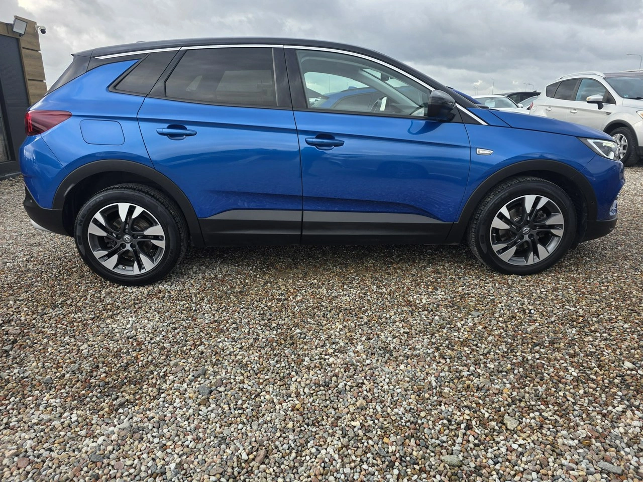 Opel Grandland X - Zdjęcie 17