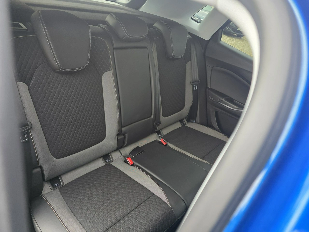 Opel Grandland X - Zdjęcie 24