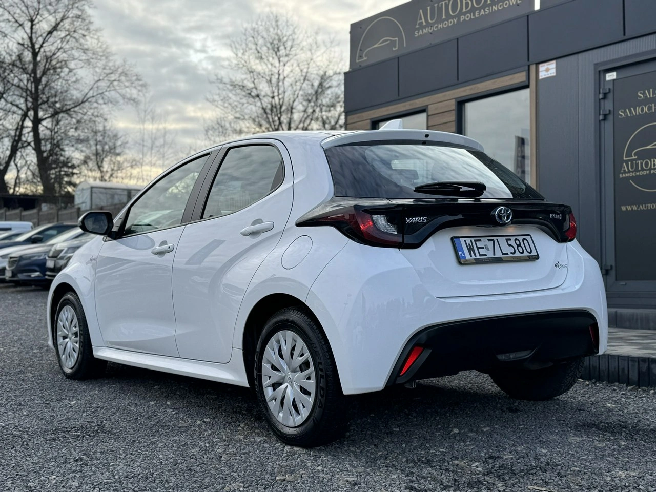 Toyota Yaris - Zdjęcie 6