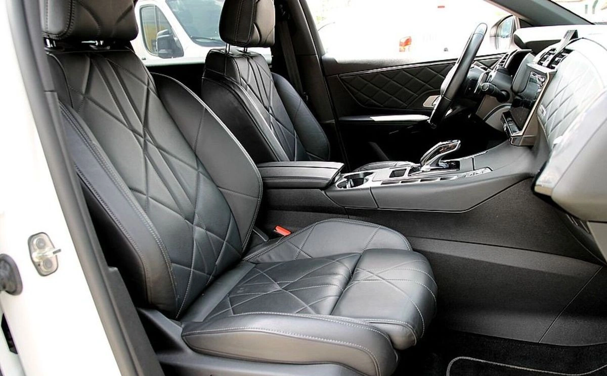 DS Automobiles DS 7 Crossback - Zdjęcie 23