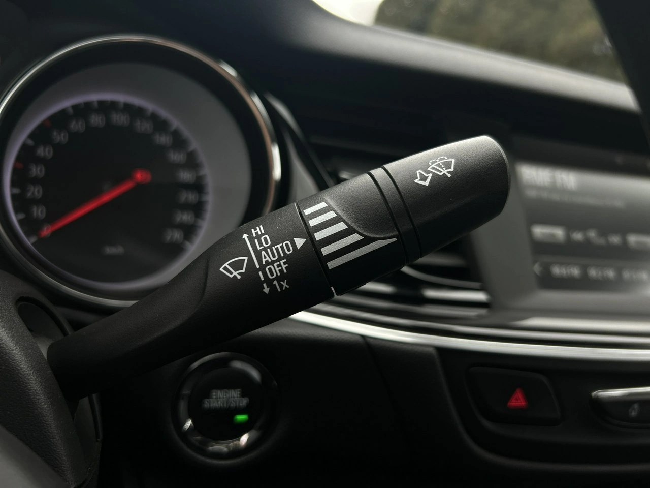 Opel Insignia - Zdjęcie 19