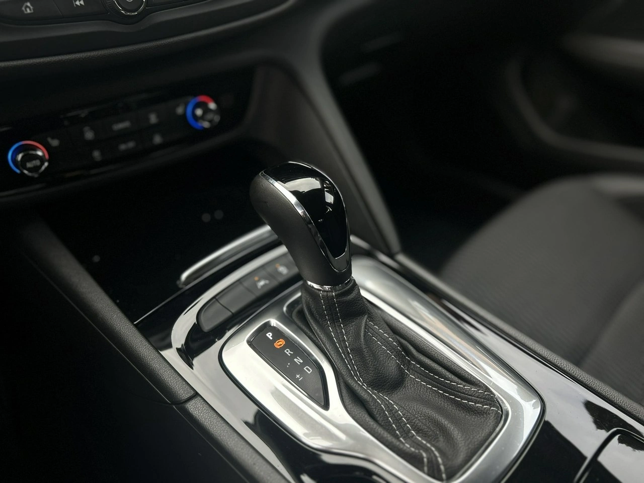 Opel Insignia - Zdjęcie 28