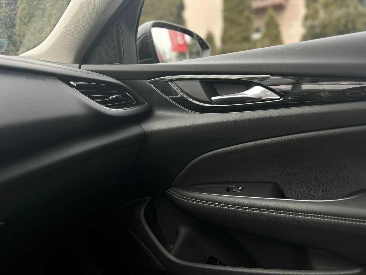 Opel Insignia - Zdjęcie 31