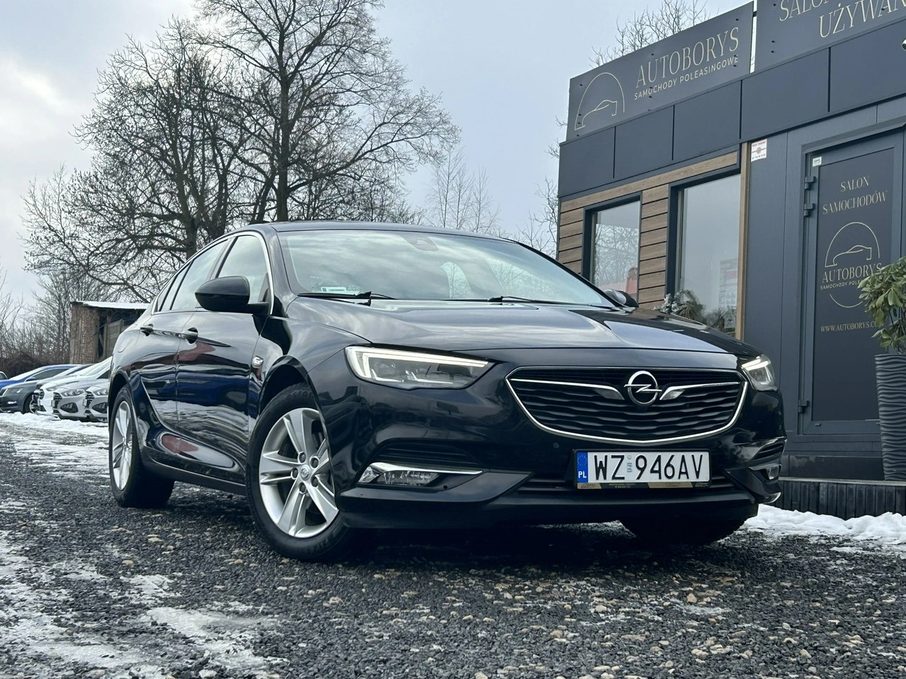 Opel Insignia - Główne zdjęcie
