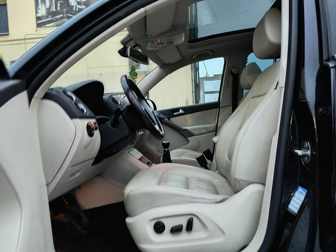 Volkswagen Tiguan - Zdjęcie 7