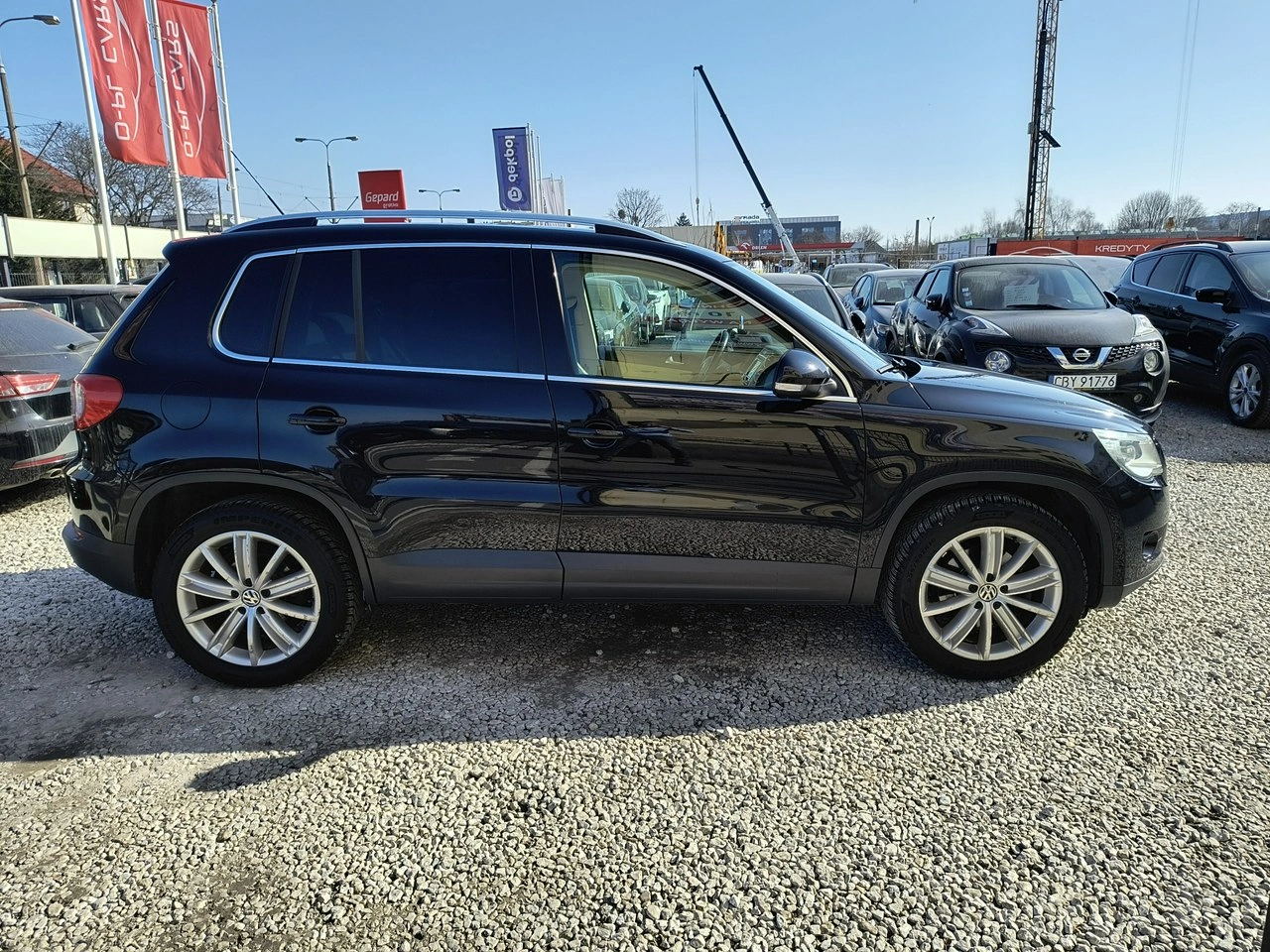 Volkswagen Tiguan - Zdjęcie 25