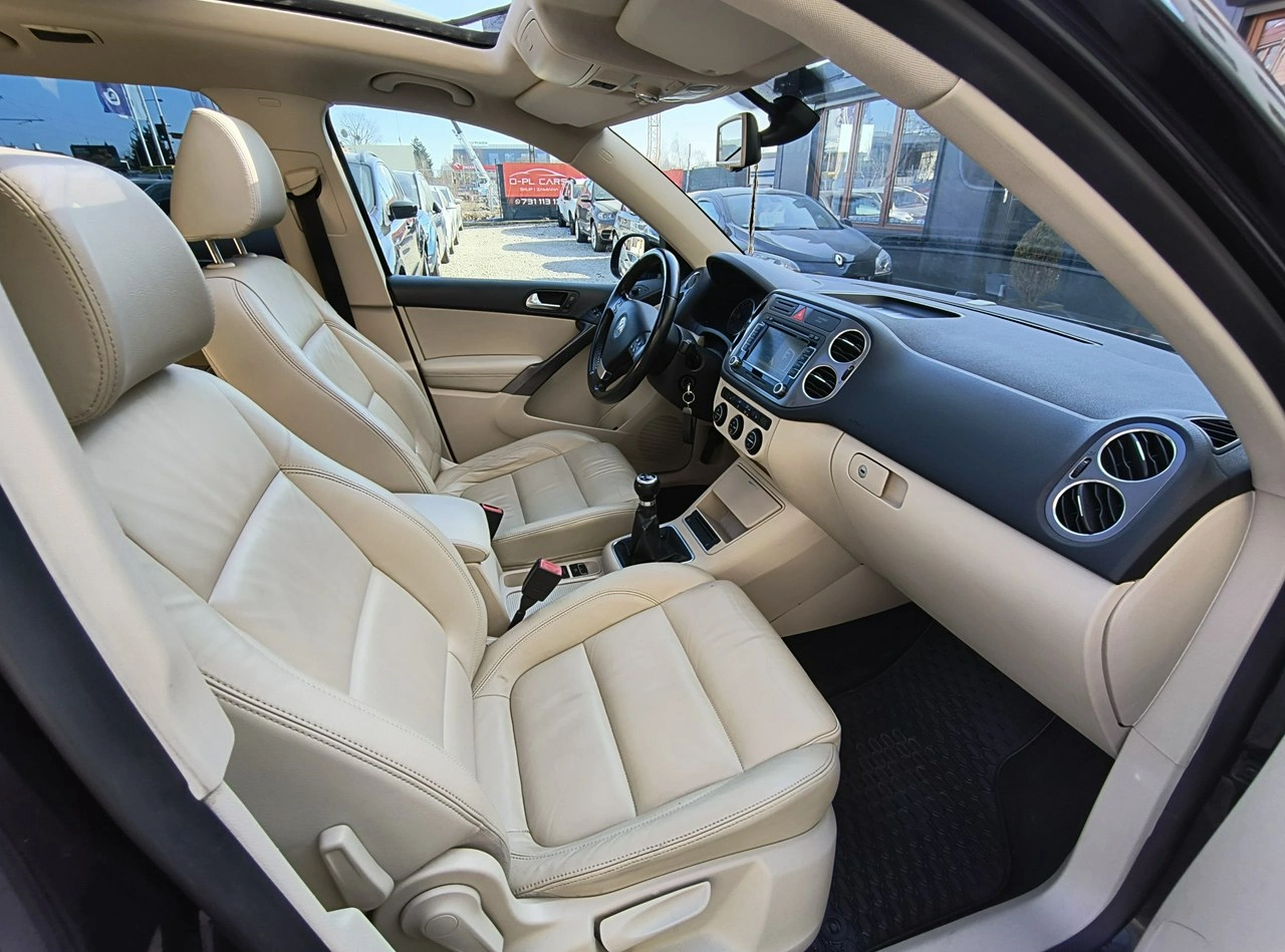 Volkswagen Tiguan - Zdjęcie 17