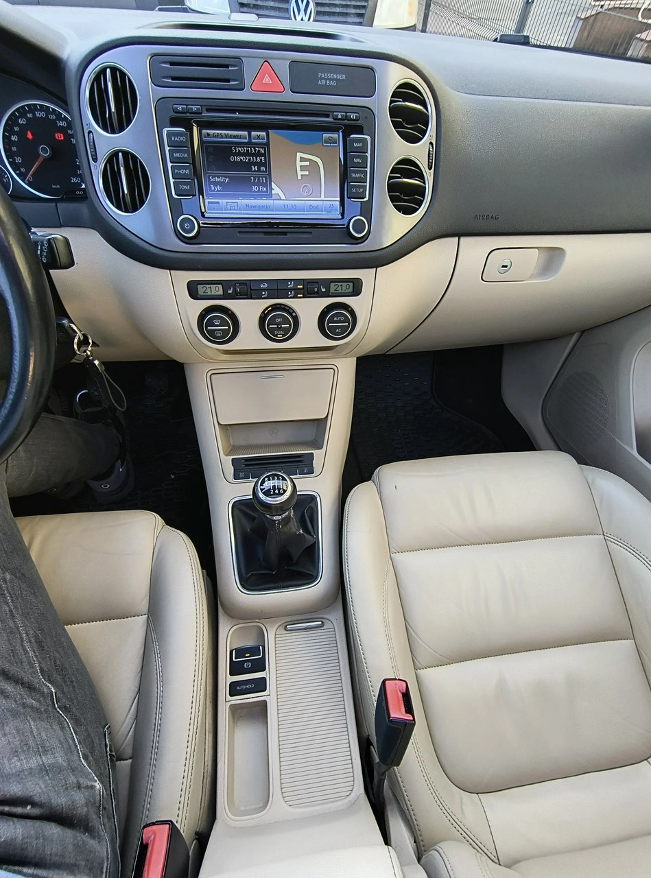 Volkswagen Tiguan - Zdjęcie 19