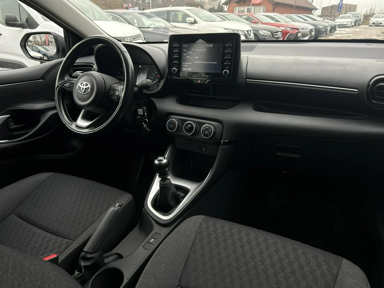 Toyota Yaris - Zdjęcie 13