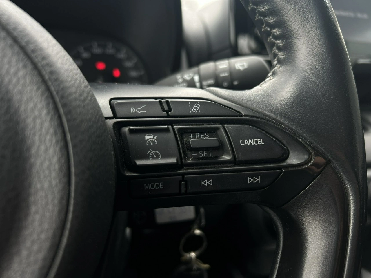 Toyota Yaris - Zdjęcie 18