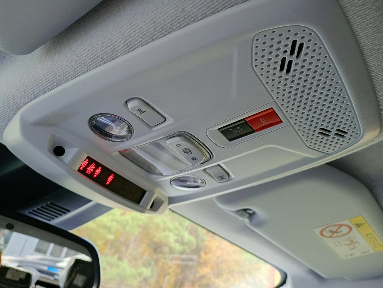 Peugeot 208 - Zdjęcie 35