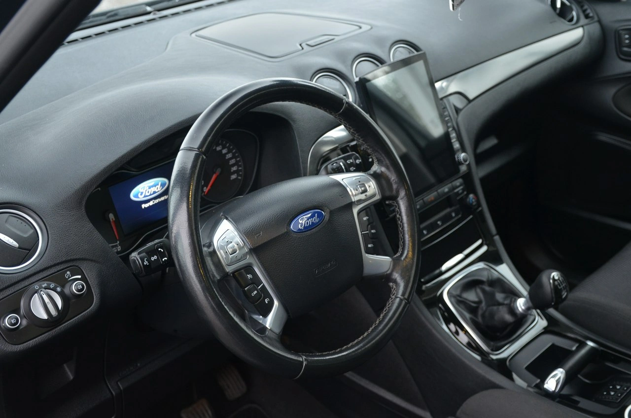 Ford S-Max - Zdjęcie 17