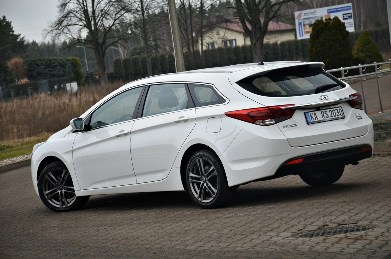 Hyundai i40 - Zdjęcie 14