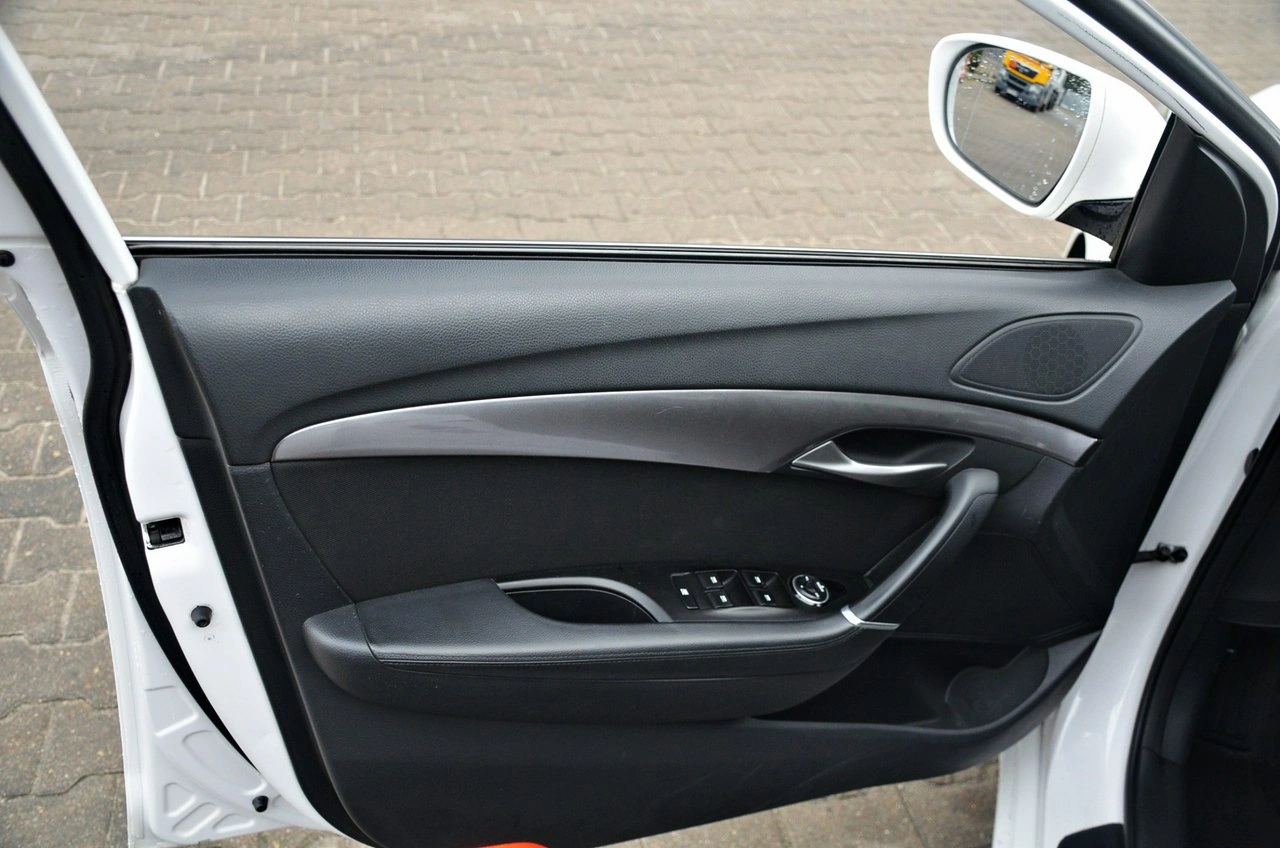 Hyundai i40 - Zdjęcie 17