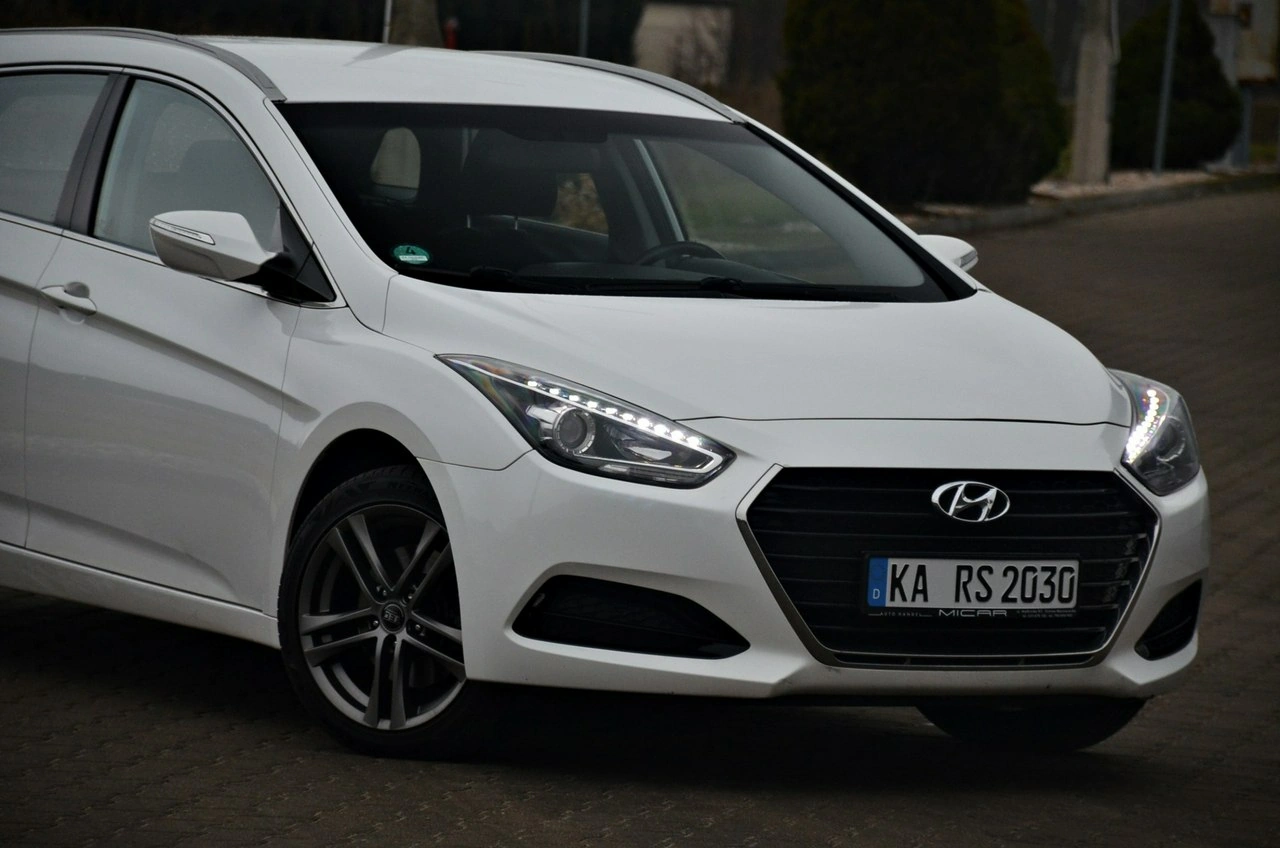 Hyundai i40 - Zdjęcie 2