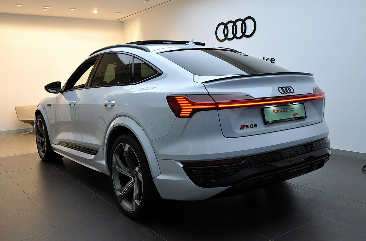 Audi SQ8 e-tron - Zdjęcie 1