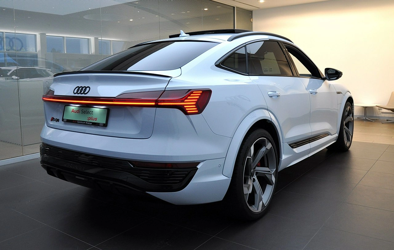 Audi SQ8 e-tron - Zdjęcie 3