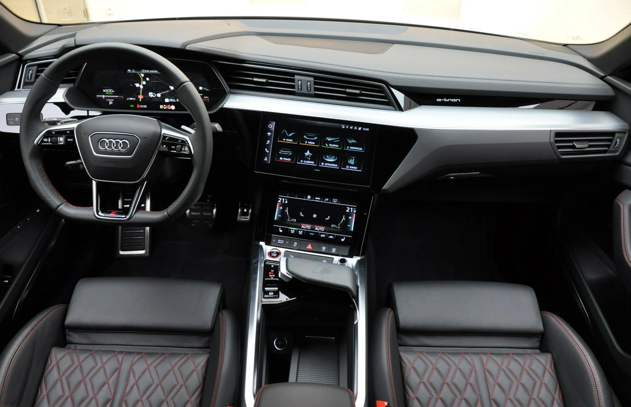 Audi SQ8 e-tron - Zdjęcie 28