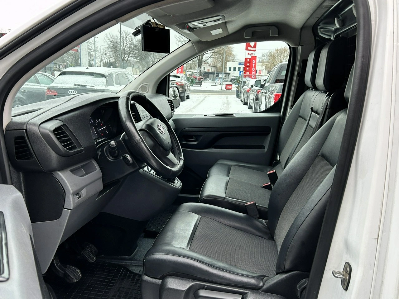 Toyota ProAce - Zdjęcie 9