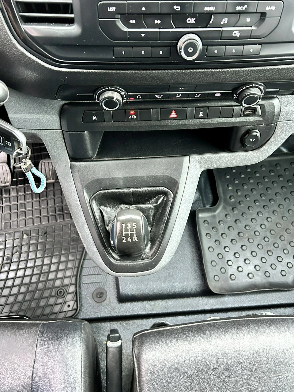 Toyota ProAce - Zdjęcie 24