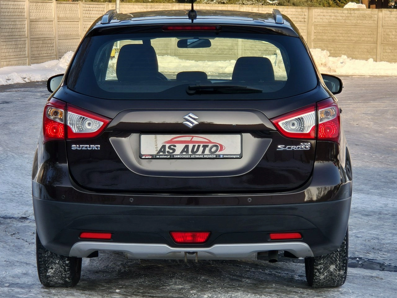 Suzuki SX4 S-Cross - Zdjęcie 32