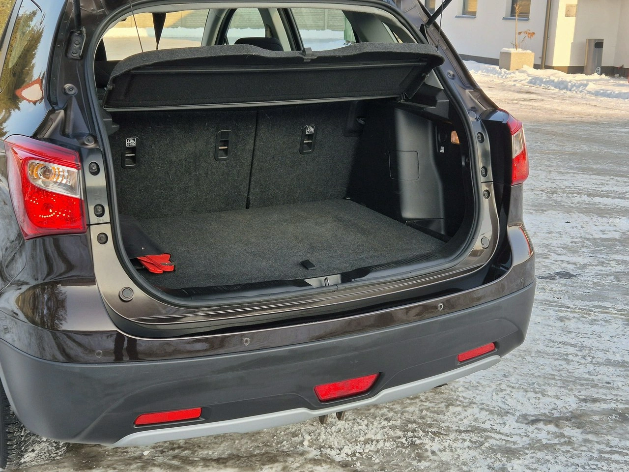 Suzuki SX4 S-Cross - Zdjęcie 21