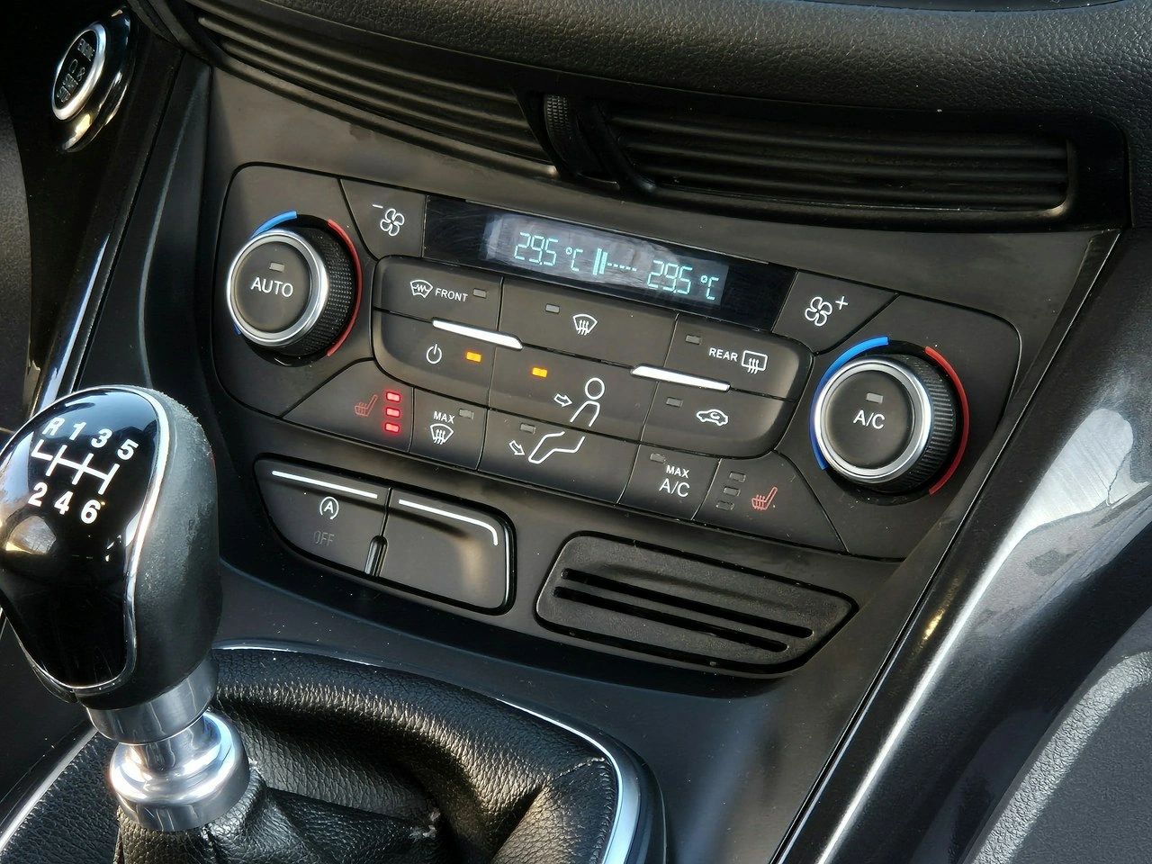 Ford Kuga - Zdjęcie 7