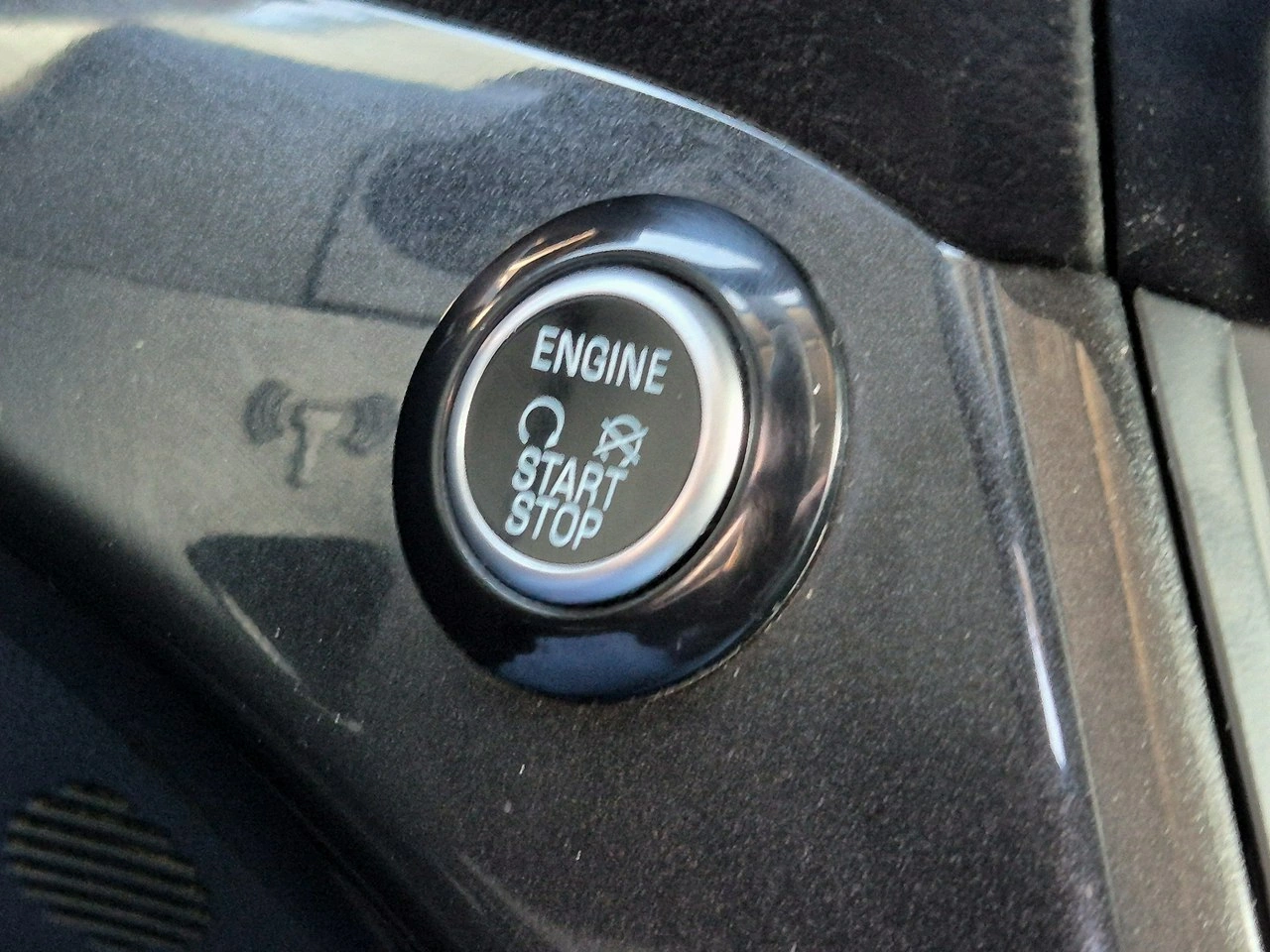 Ford Kuga - Zdjęcie 18