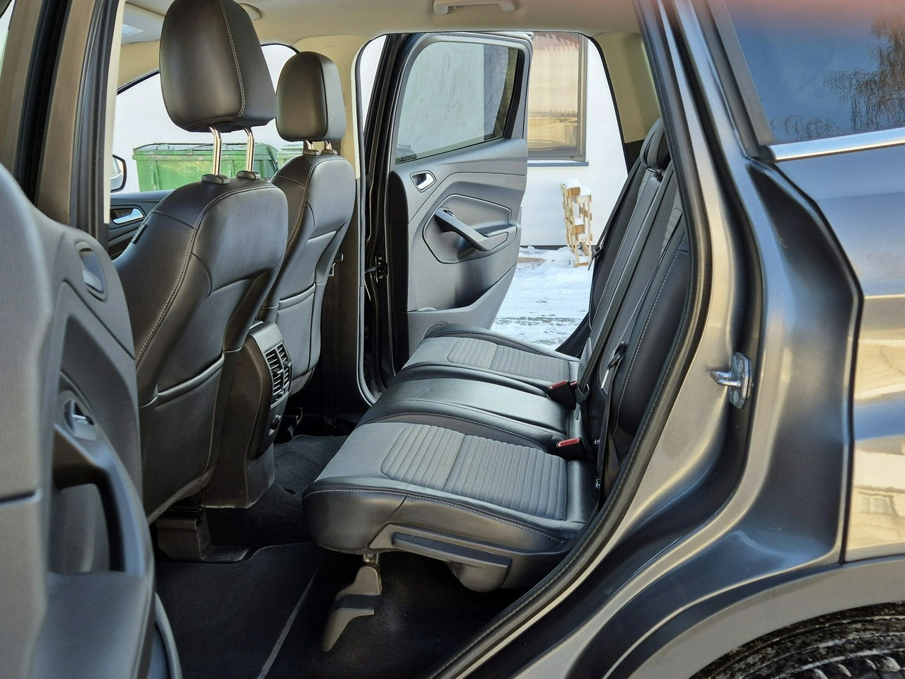 Ford Kuga - Zdjęcie 14