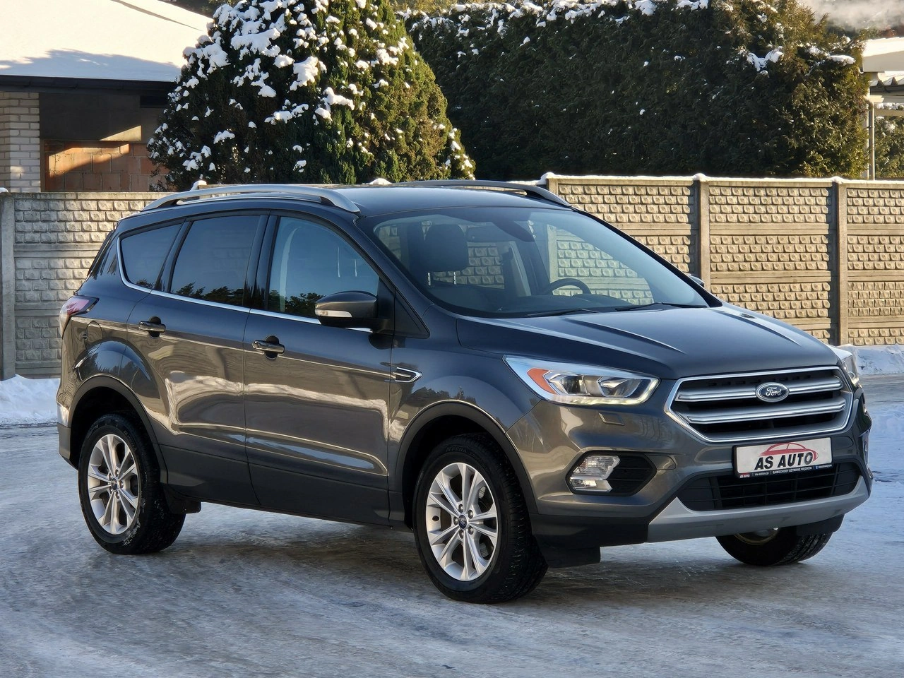 Ford Kuga - Zdjęcie 37