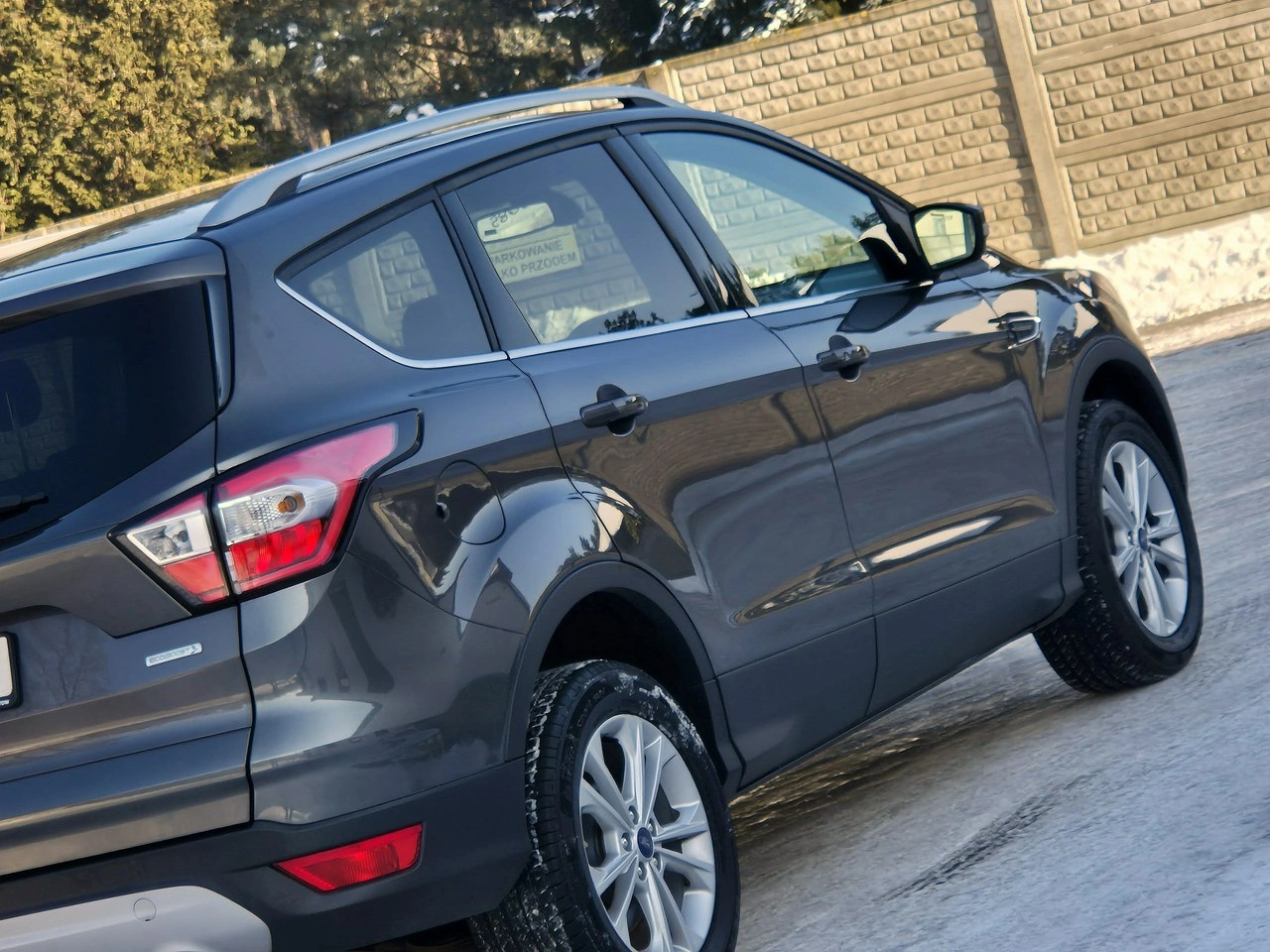 Ford Kuga - Zdjęcie 44