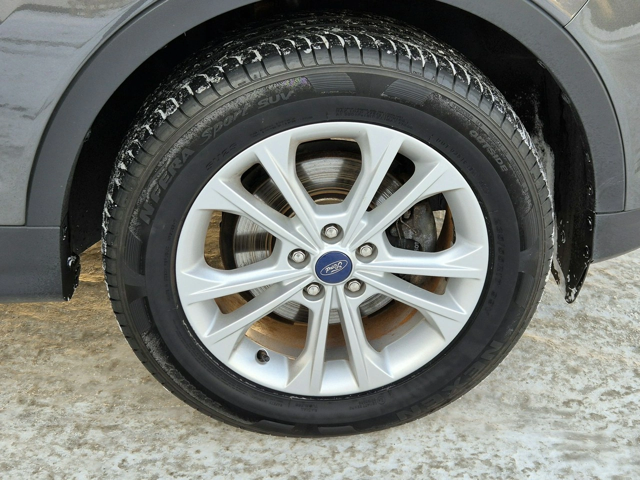 Ford Kuga - Zdjęcie 47