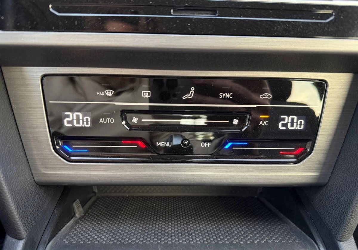 Volkswagen Passat - Zdjęcie 19