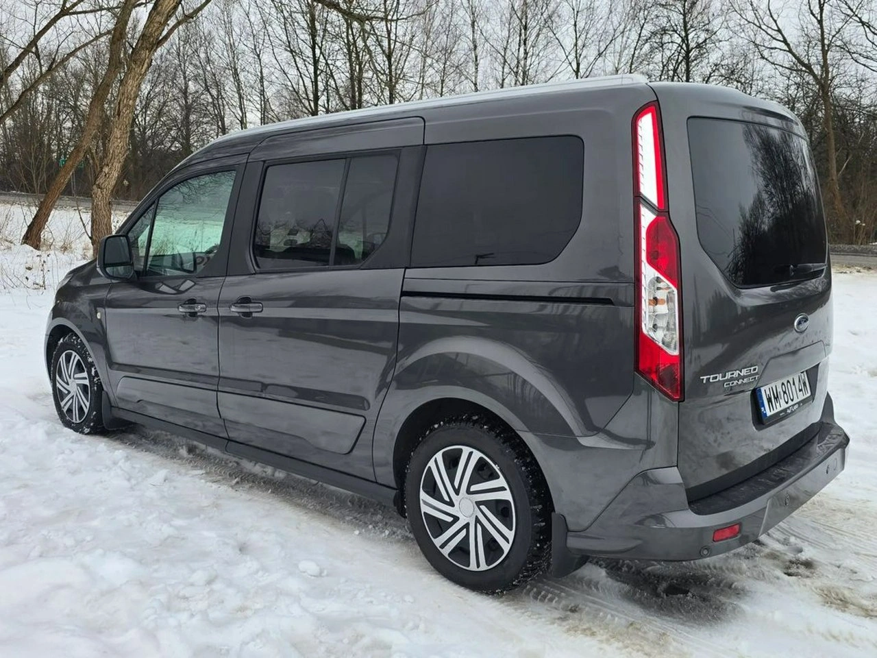 Ford Grand Tourneo Connect - Zdjęcie 18