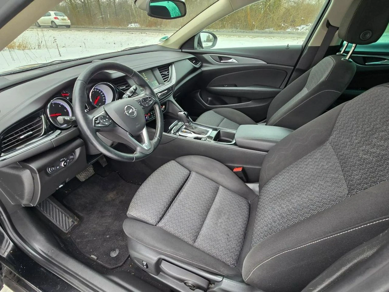 Opel Insignia - Zdjęcie 4