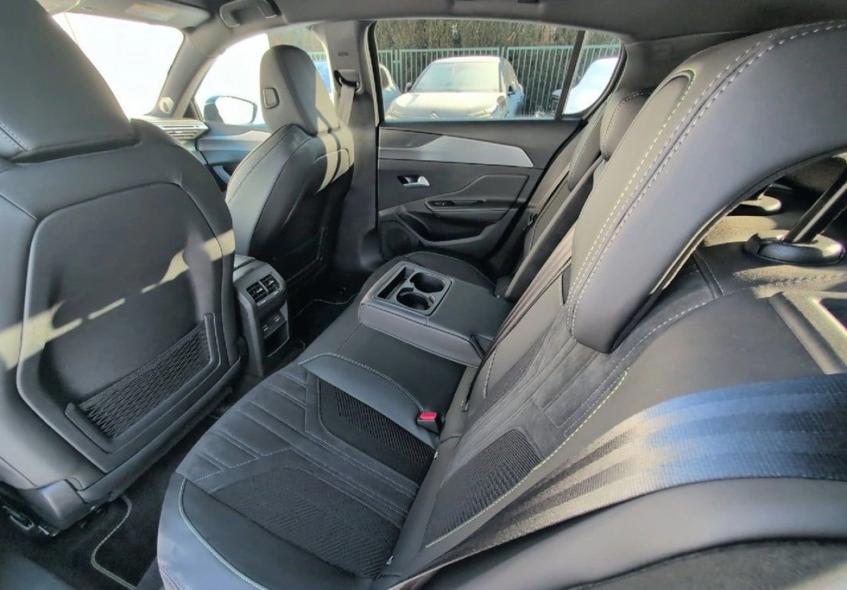 Peugeot 308 - Zdjęcie 10