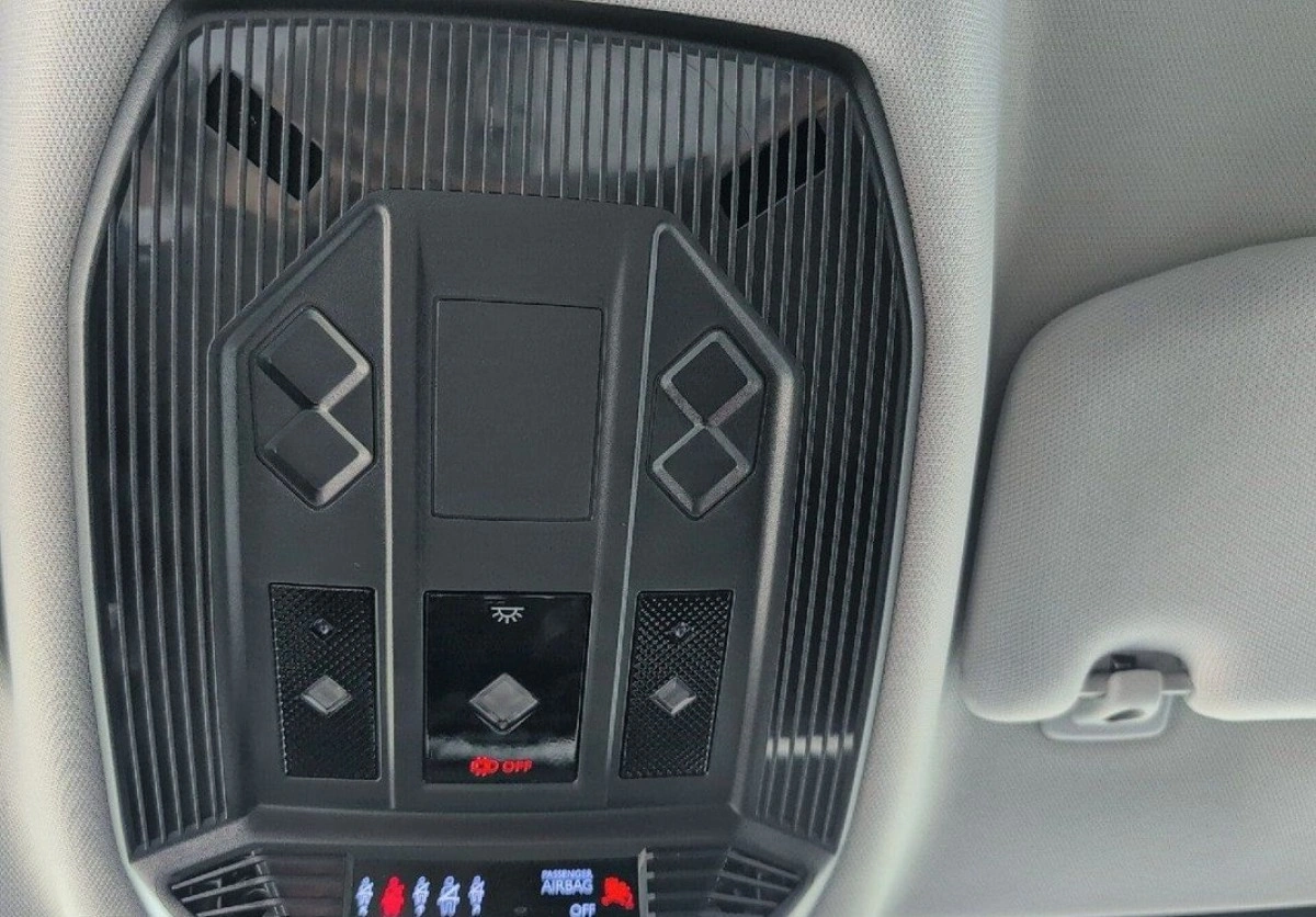 DS Automobiles DS 4 - Zdjęcie 30